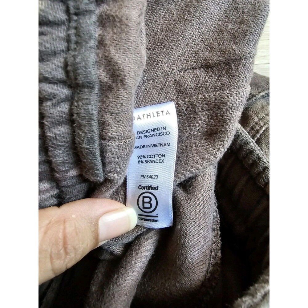 Athleta Women's Camo Farallon Comfort Short Size 2 - Picture 5 of 6
